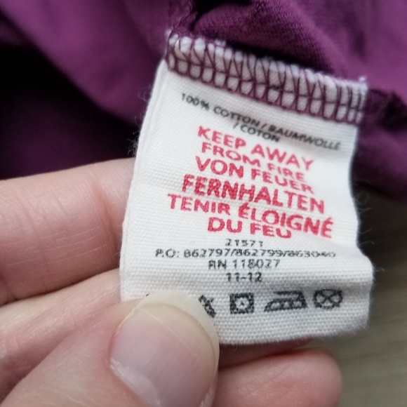 Chubby french bulldog fishing - Picture 4 of 8